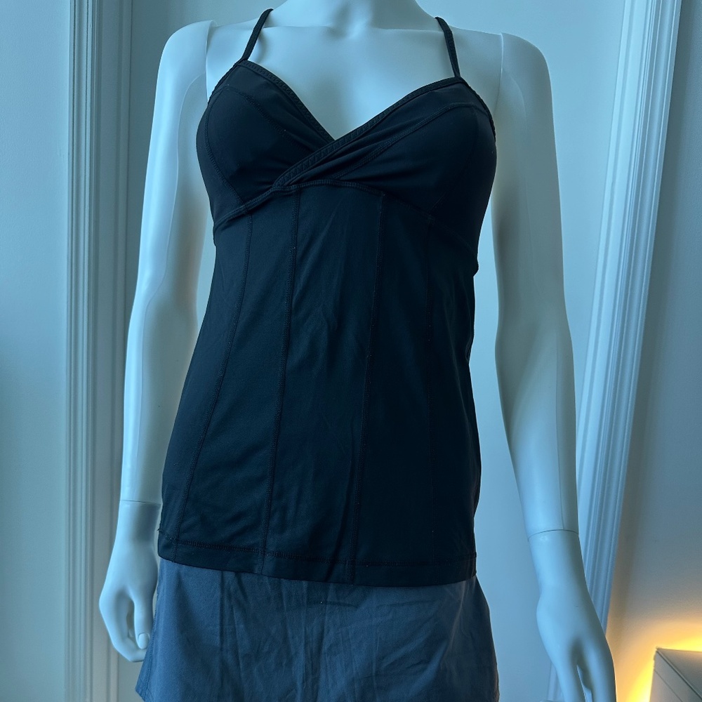 Lululemon top